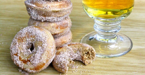 Mini apple cider doughnuts 462x242
